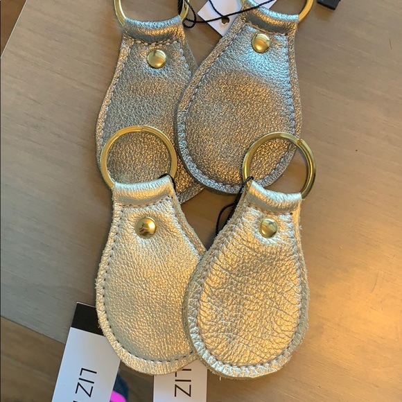 Metallic leather keychain - Picture 11 of 11